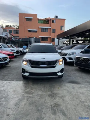 2021 Kia Seltos — foto 2 / 6
