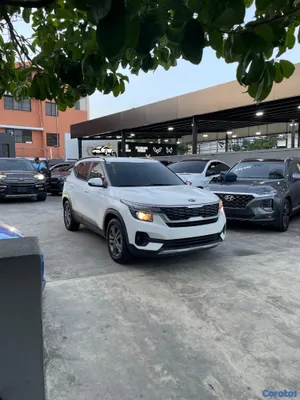 2021 Kia Seltos — foto 3 / 6