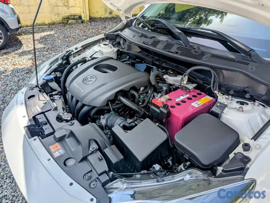 2020 Mazda Demio — foto 6 / 10