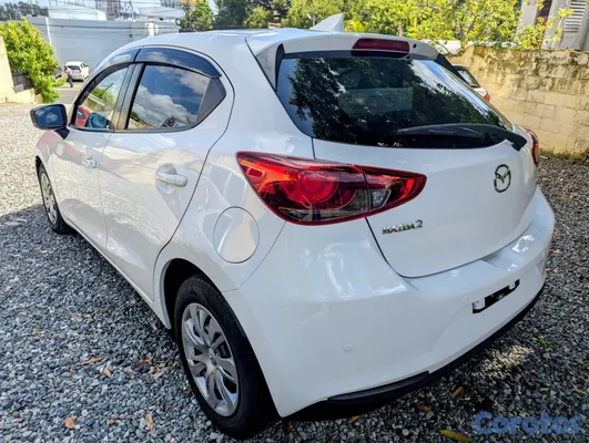 2020 Mazda Demio — foto 7 / 10