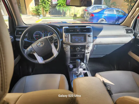 2019 Toyota 4 Runner — foto 6 / 8