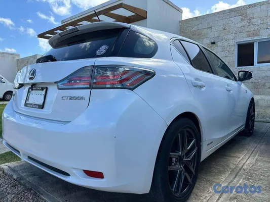 2012 Lexus CT — foto 3 / 9