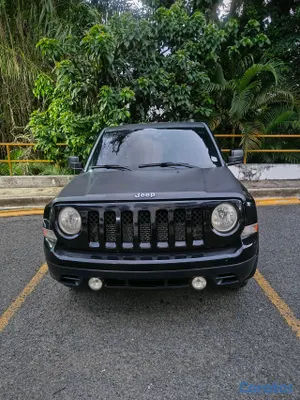 2014 Jeep Patriot — foto 8 / 12