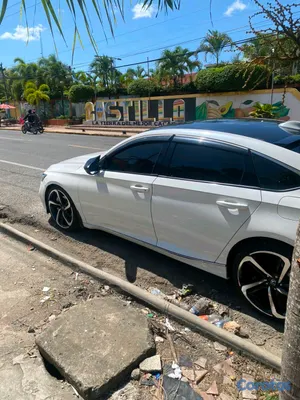 2018 Honda Accord — foto 2 / 9