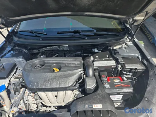 2020 Hyundai Sonata — foto 9 / 10
