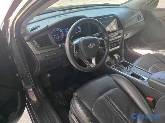 2020 Hyundai Sonata — foto 10 / 10