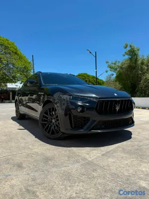 2022 Maserati Levante Modena — foto 3 / 10