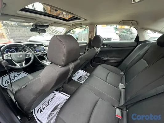 2021 Honda Civic — foto 7 / 10