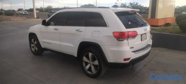 2014 Jeep Cherokee — foto 4 / 10