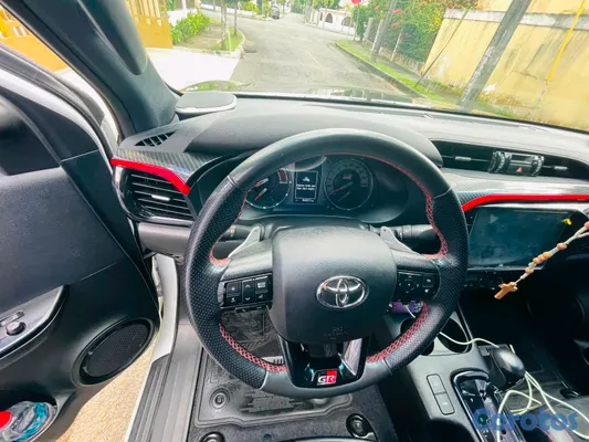 2023 Toyota Hilux — foto 9 / 10