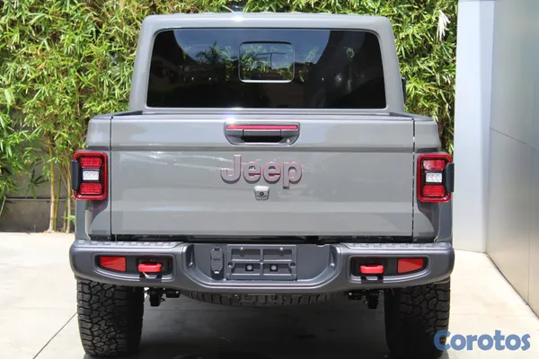 2024 Jeep Rubicon — foto 2 / 11