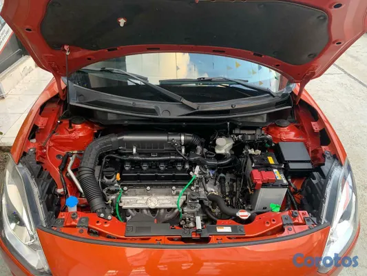 2020 Suzuki Swift — foto 9 / 10