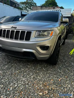 2014 Jeep Grand Cherokee L — foto 7 / 11