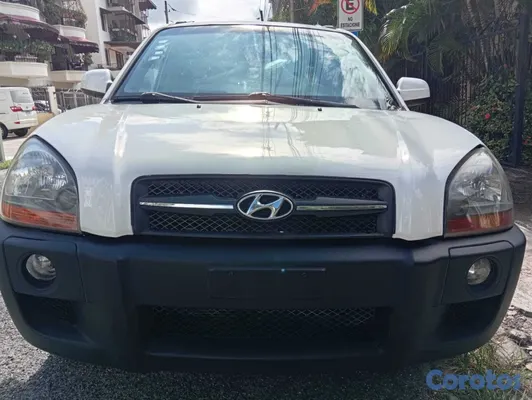 2005 Hyundai Tucson — foto 9 / 10