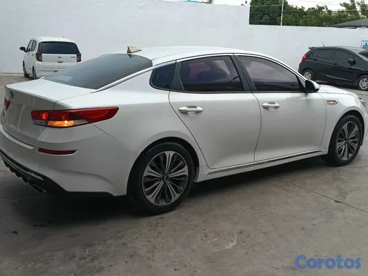 2019 Kia K-5 — foto 13 / 13