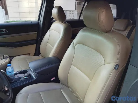 2017 Ford Explorer — foto 15 / 20