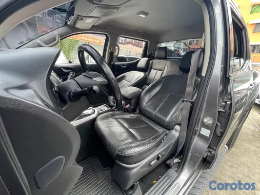 2018 Nissan Frontier — foto 9 / 11