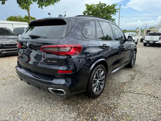 2019 BMW Serie X — foto 2 / 10