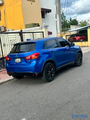2017 Mitsubishi Outlander — foto 3 / 4