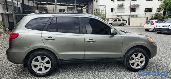 2009 Hyundai Santa Fe — foto 7 / 9