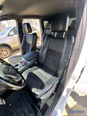 2020 Jeep Cherokee — foto 10 / 10