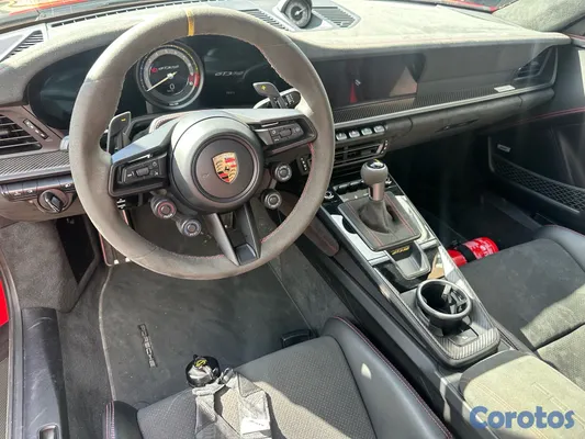 2023 Porsche Otro — foto 7 / 8