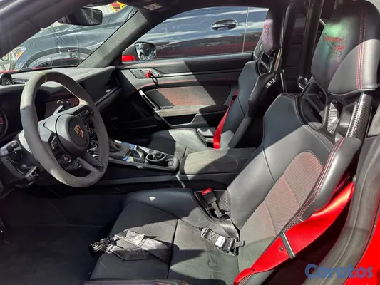 2023 Porsche Otro — foto 8 / 8