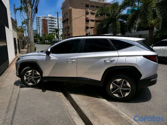 2025 Hyundai Tucson — foto 3 / 4