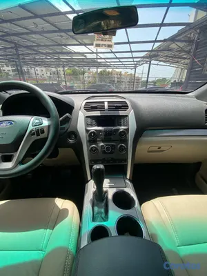 2013 Ford Explorer — foto 7 / 13