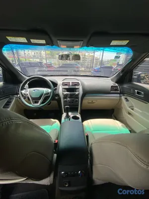 2013 Ford Explorer — foto 12 / 13