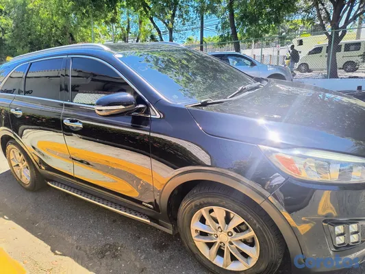 2016 Kia Sorento — foto 7 / 15
