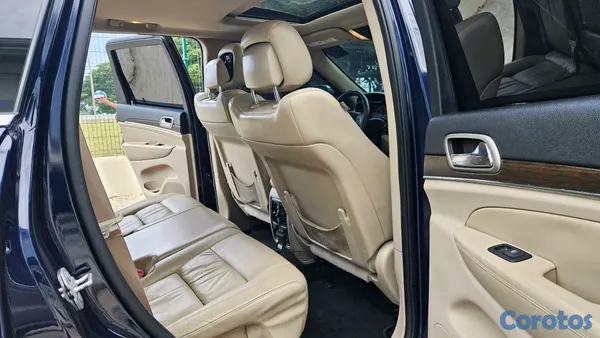 2015 Jeep Cherokee — foto 10 / 10