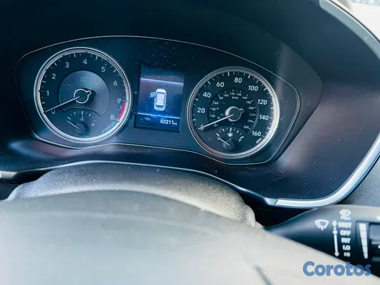 2019 Hyundai Santa Fe — foto 4 / 12