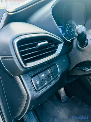 2019 Hyundai Santa Fe — foto 6 / 12