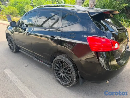 2009 Nissan Rogue — foto 5 / 8
