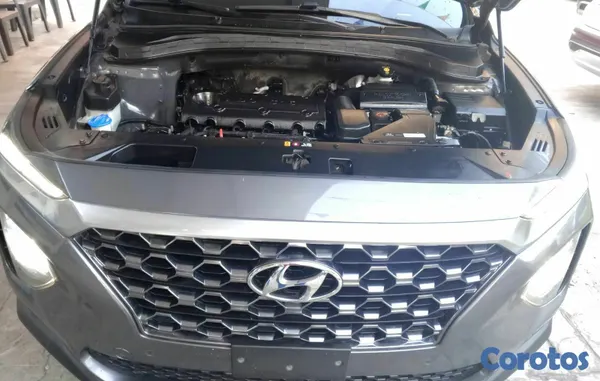 2020 Hyundai Santa Fe — foto 5 / 10