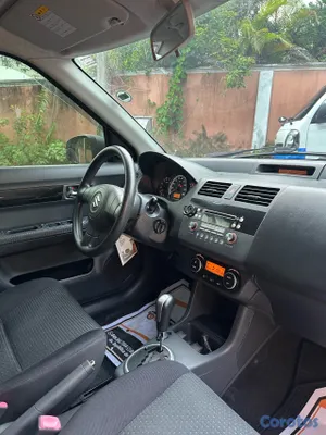 2011 Suzuki Swift — foto 5 / 10