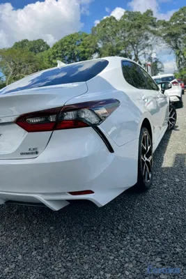 2021 Toyota Camry — foto 3 / 9