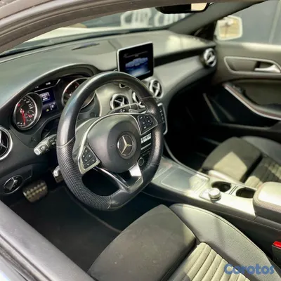 2019 Mercedes-Benz Clase GLA — foto 8 / 17