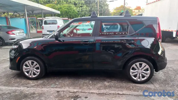 2022 Kia Soul LX — foto 5 / 11