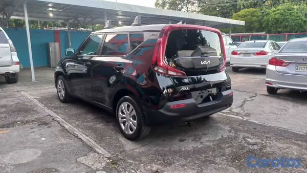 2022 Kia Soul LX — foto 6 / 11