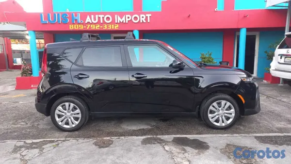 2022 Kia Soul LX — foto 7 / 11