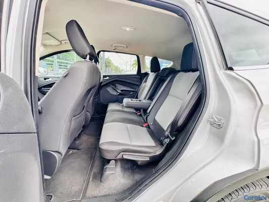 2019 Ford Escape — foto 7 / 10