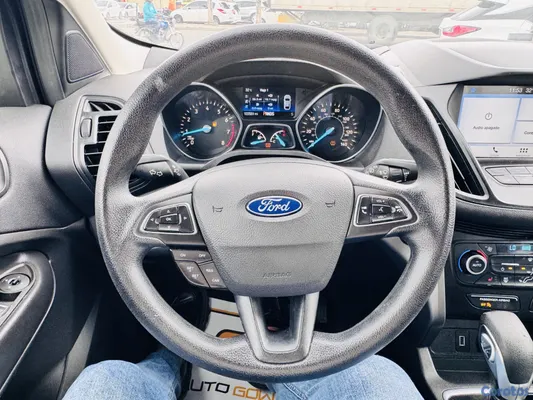 2019 Ford Escape — foto 10 / 10