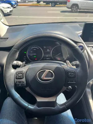 2019 Lexus NX — foto 9 / 10