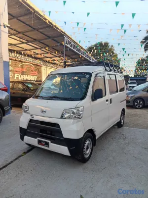 2020 Daihatsu Hijet — foto 2 / 10