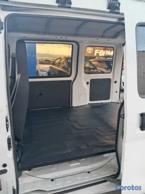 2020 Daihatsu Hijet — foto 9 / 10