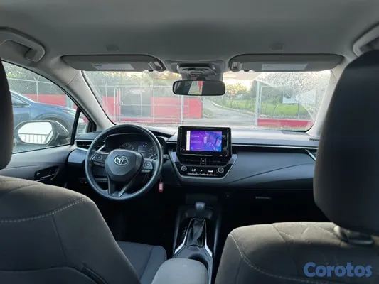 2023 Toyota Corolla — foto 5 / 8