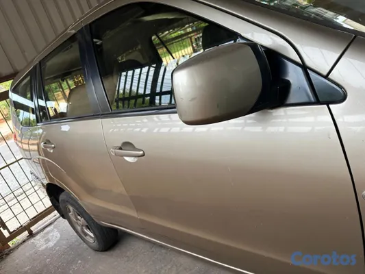2008 Mitsubishi Zinger — foto 2 / 17
