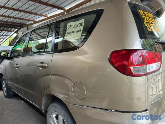 2008 Mitsubishi Zinger — foto 3 / 17